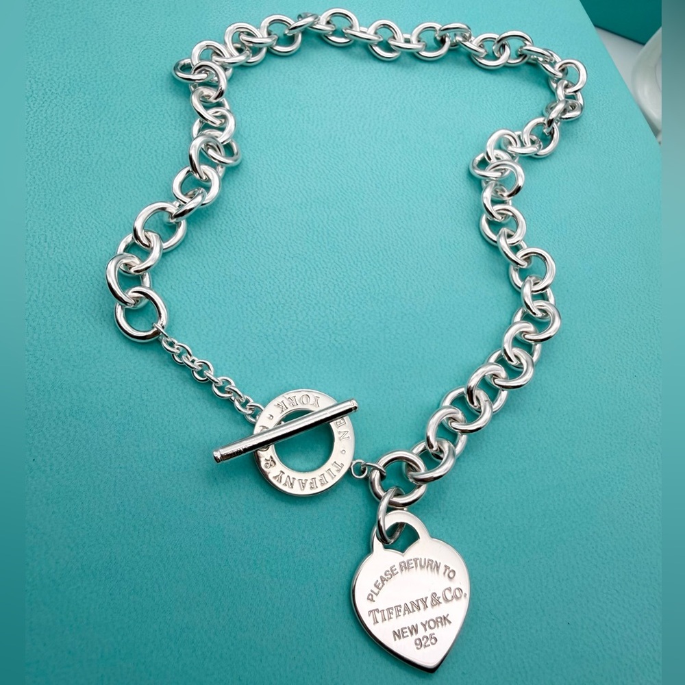 Tiffany & Co approximately 16” med heart rtt toggle choker sterling silver